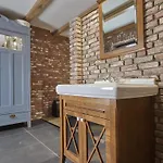 De Hoeve Iii * Hulsel